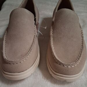 New Blondo Alex Almond Suede Women's Loafers Size 10M